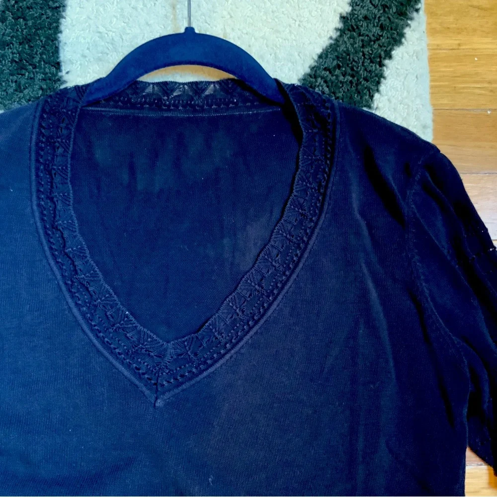 Navy blue top - Picture 2 of 3